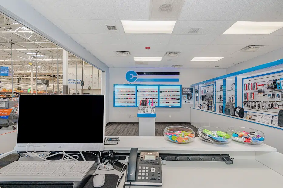 Easy and Smart Shopping For Techy Customers